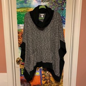 Avenue cowlneck poncho NWT